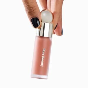 NIB Rare Beauty by Selena Gomez Soft Pinch Liquid Blush in Virtue
